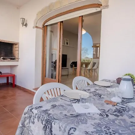 Holiday home Magnifica Casa Azahara By Marcalma Tarragona