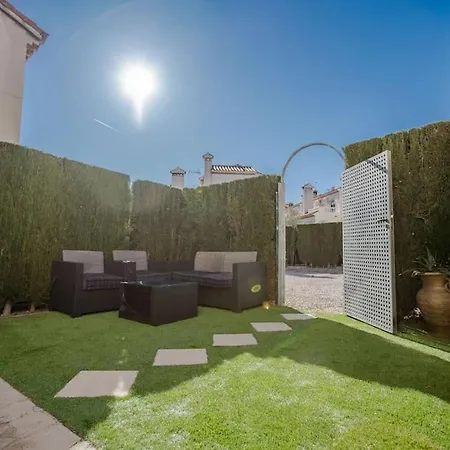 Holiday home Magnifica Casa Azahara By Marcalma *